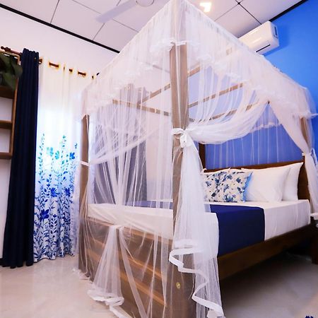 ดินซารา เพิร์ล วิลลา Bed & Breakfast เวลิกามา ภายนอก รูปภาพ