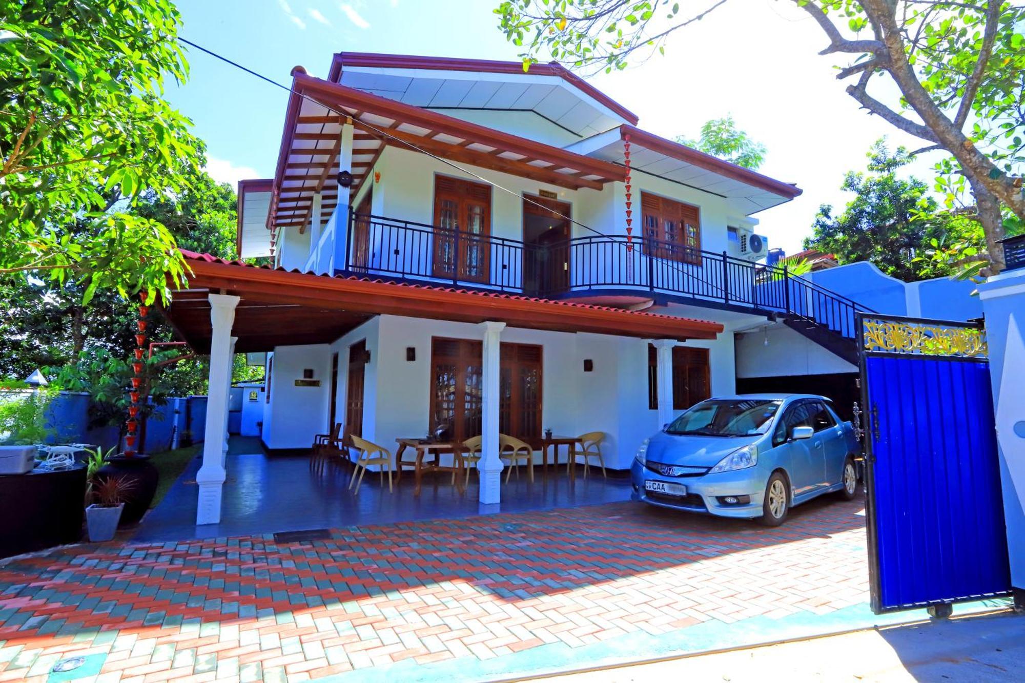 ดินซารา เพิร์ล วิลลา Bed & Breakfast เวลิกามา ภายนอก รูปภาพ