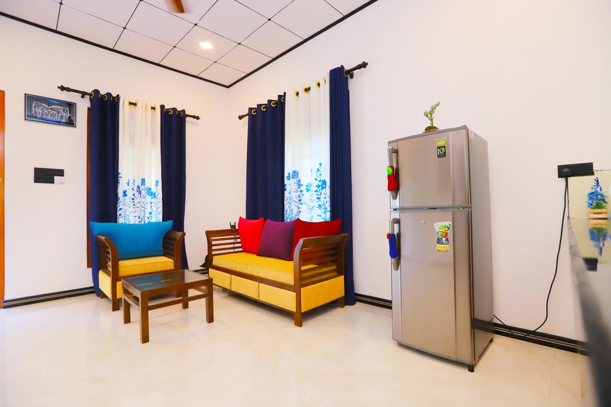 ดินซารา เพิร์ล วิลลา Bed & Breakfast เวลิกามา ภายนอก รูปภาพ