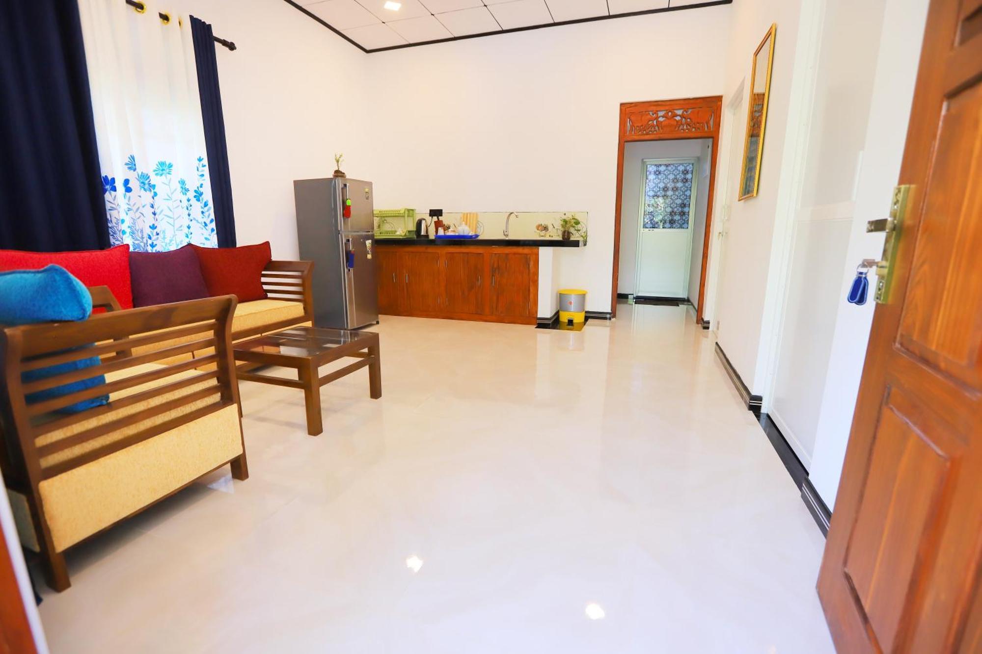 ดินซารา เพิร์ล วิลลา Bed & Breakfast เวลิกามา ภายนอก รูปภาพ