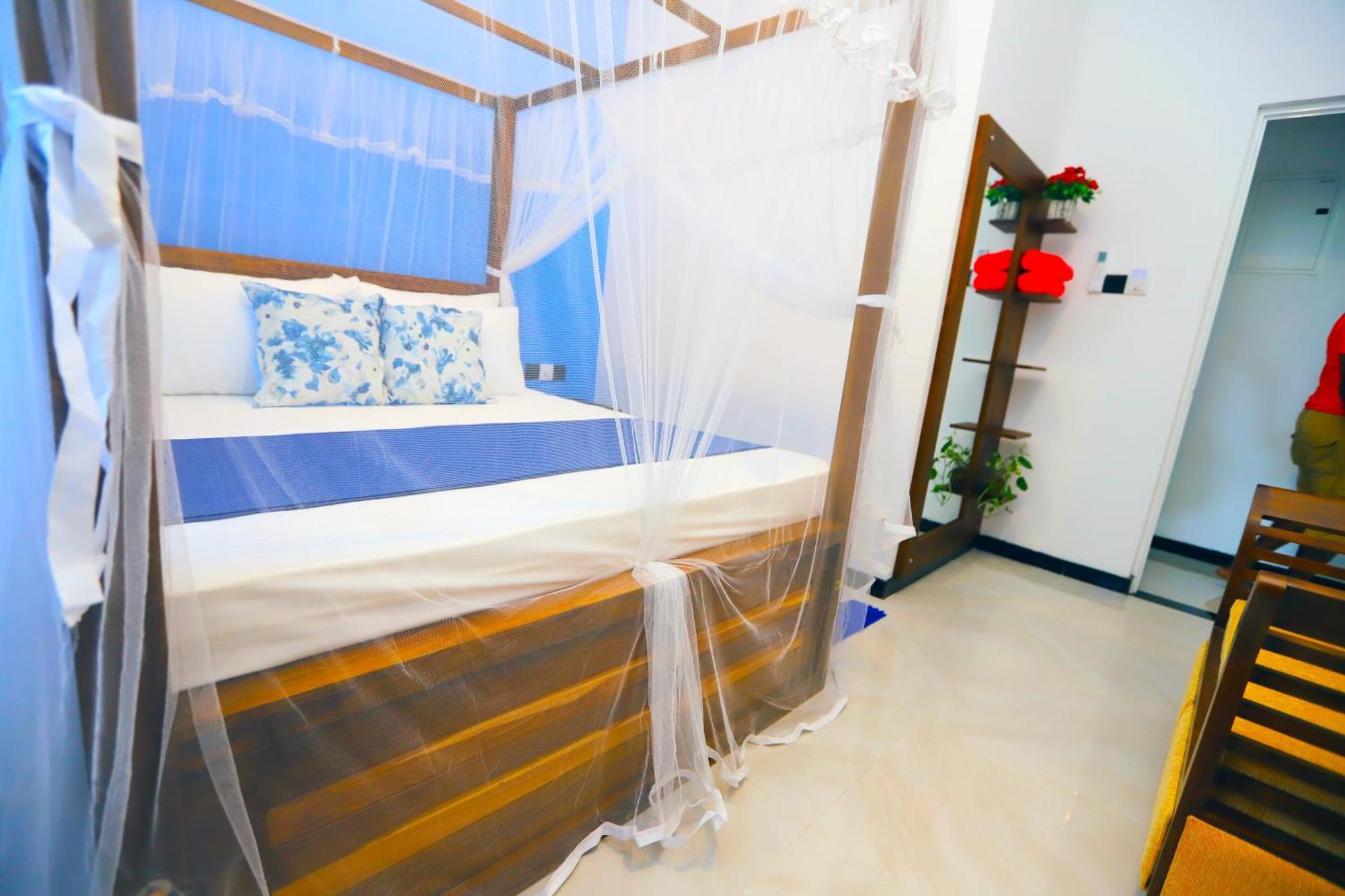 ดินซารา เพิร์ล วิลลา Bed & Breakfast เวลิกามา ภายนอก รูปภาพ