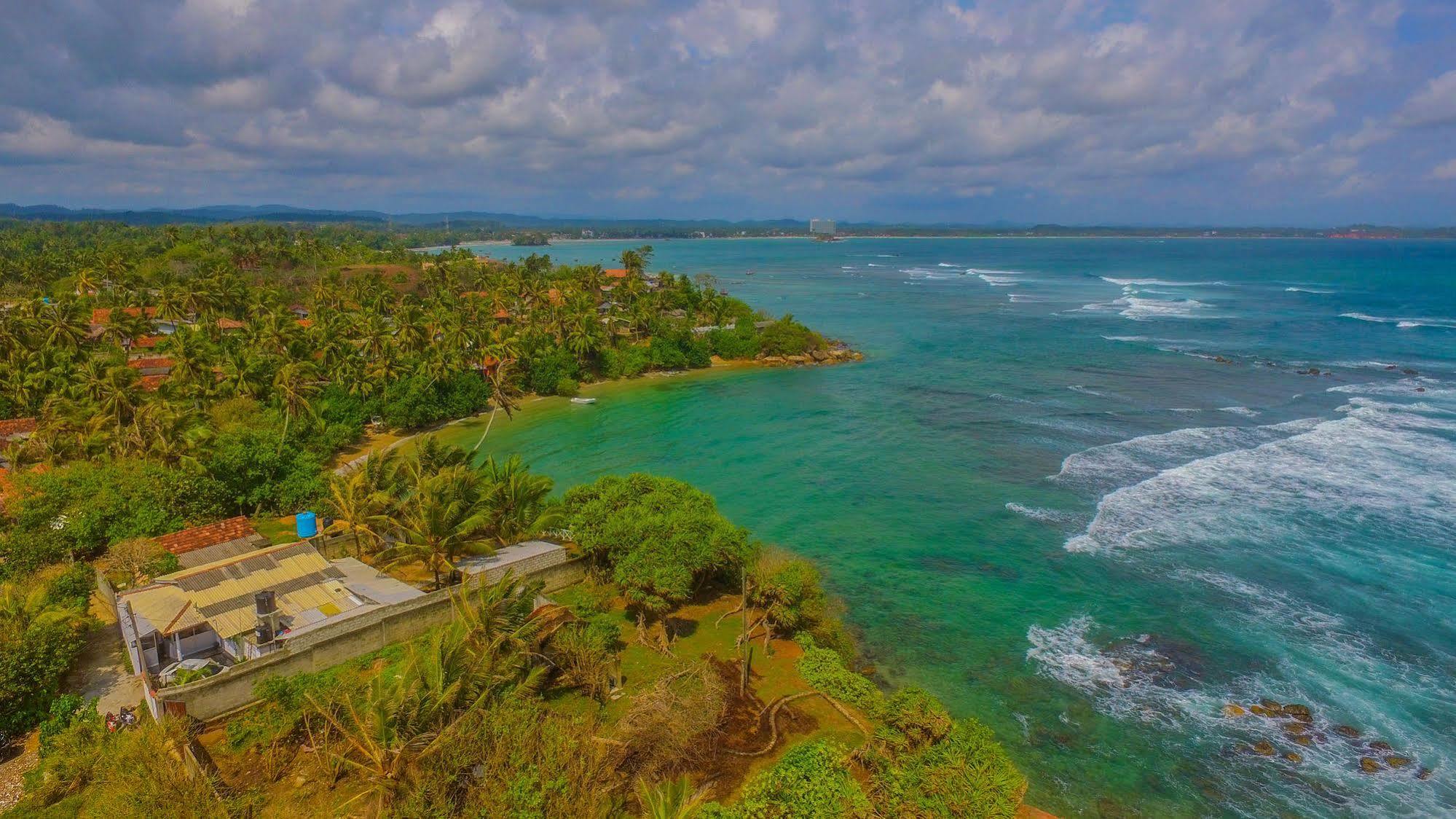 ดินซารา เพิร์ล วิลลา Bed & Breakfast เวลิกามา ภายนอก รูปภาพ